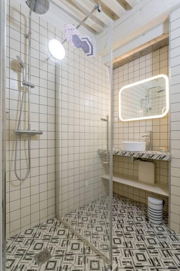 Character Apartment 6 People - City Center Lyon Luaran gambar